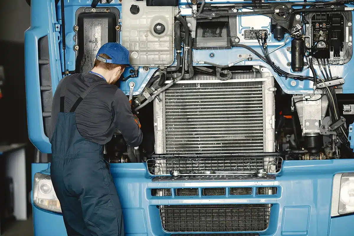Should a Commercial Vehicle Be Repaired or Have Parts Replaced?