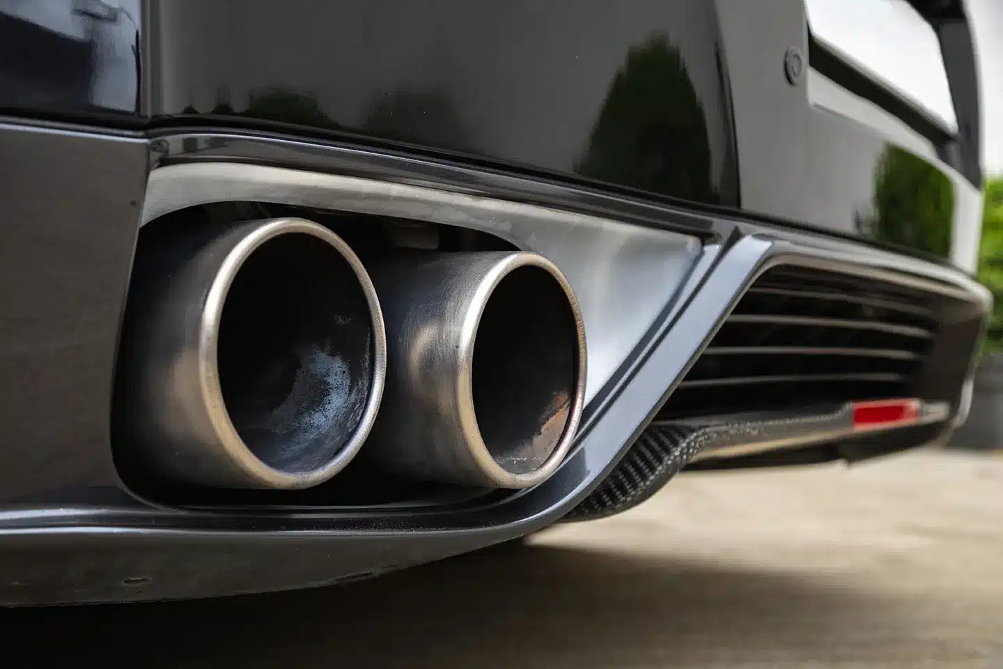 What Exhaust Problems Can Custom Fabrication Solve?